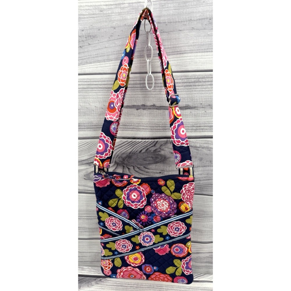 STEPHANIE DAWN NAVY BLUE FLORAL QUILTED CROSSBODY PURSE    12.5" X 10"‎  *1